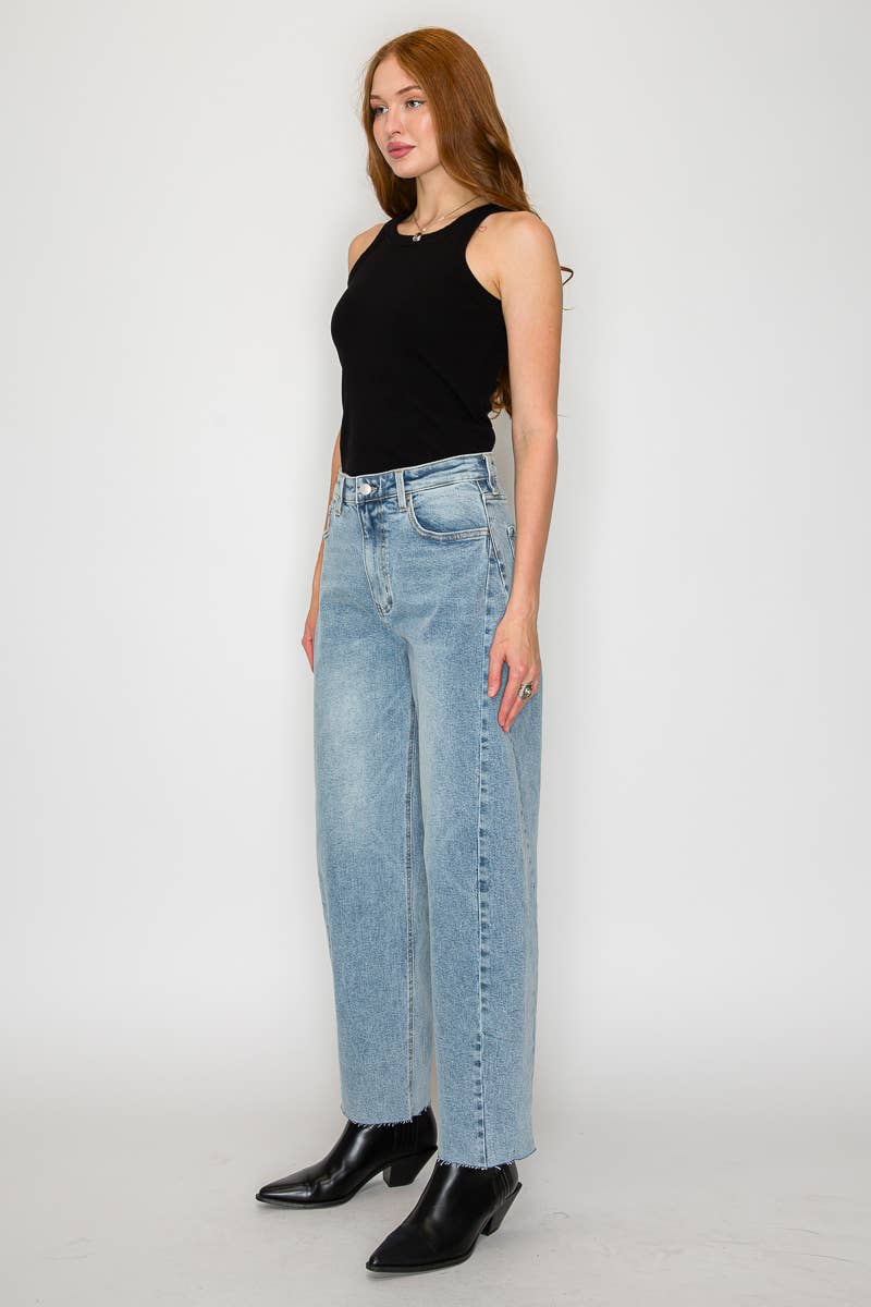 Sloane BLUE by ARTEMIS High Rise Barrel Jeans Light Wash