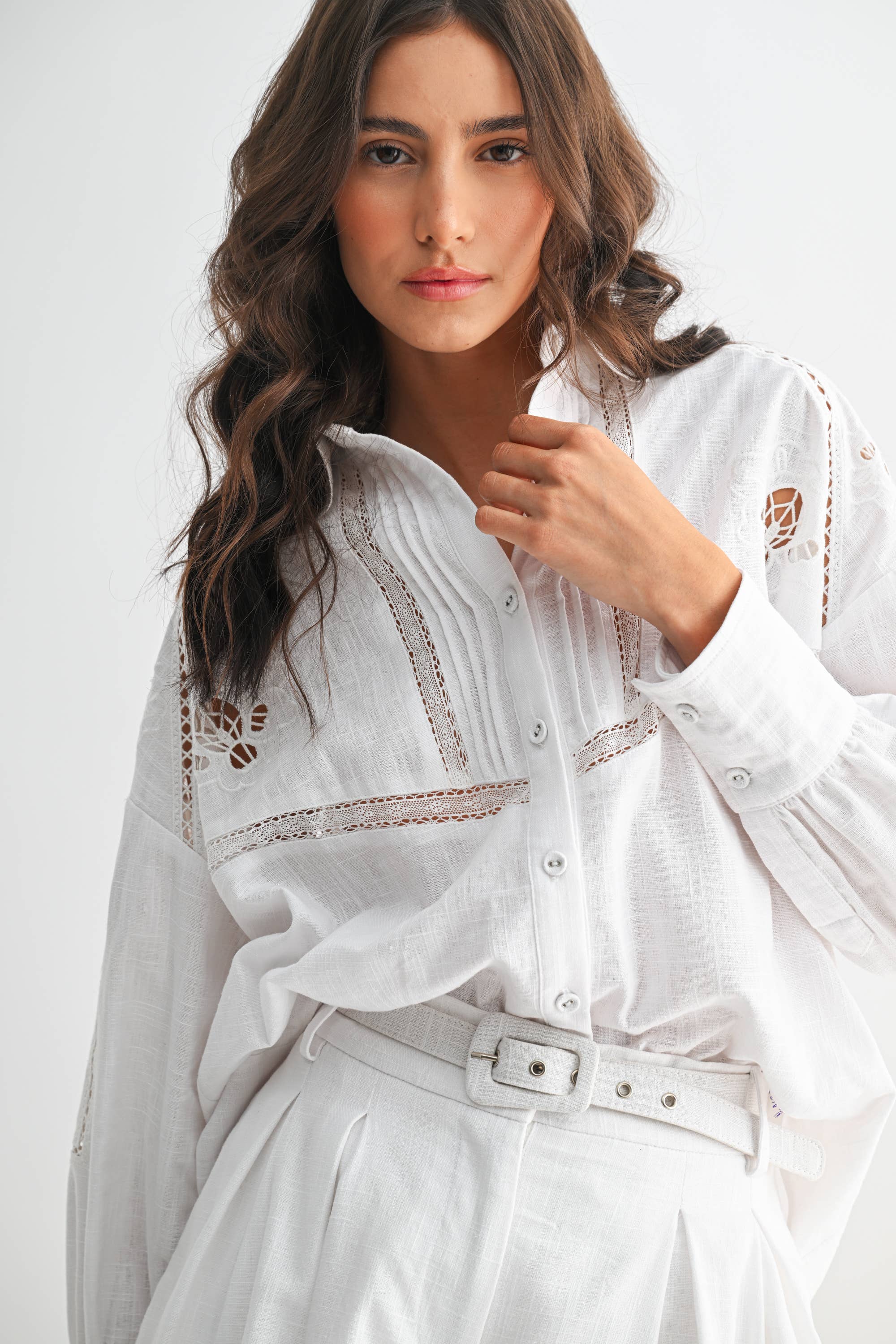 Rosemary Embroidered Linen-Blend Set With Belt