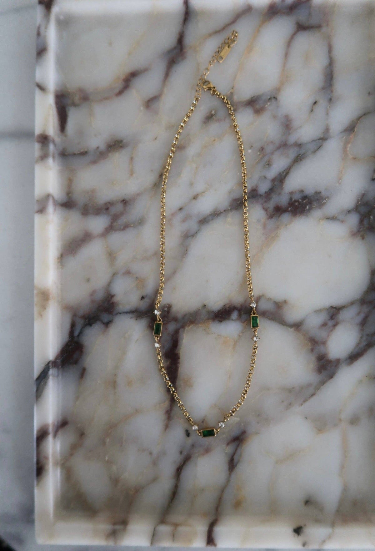 CARLY NECKLACE