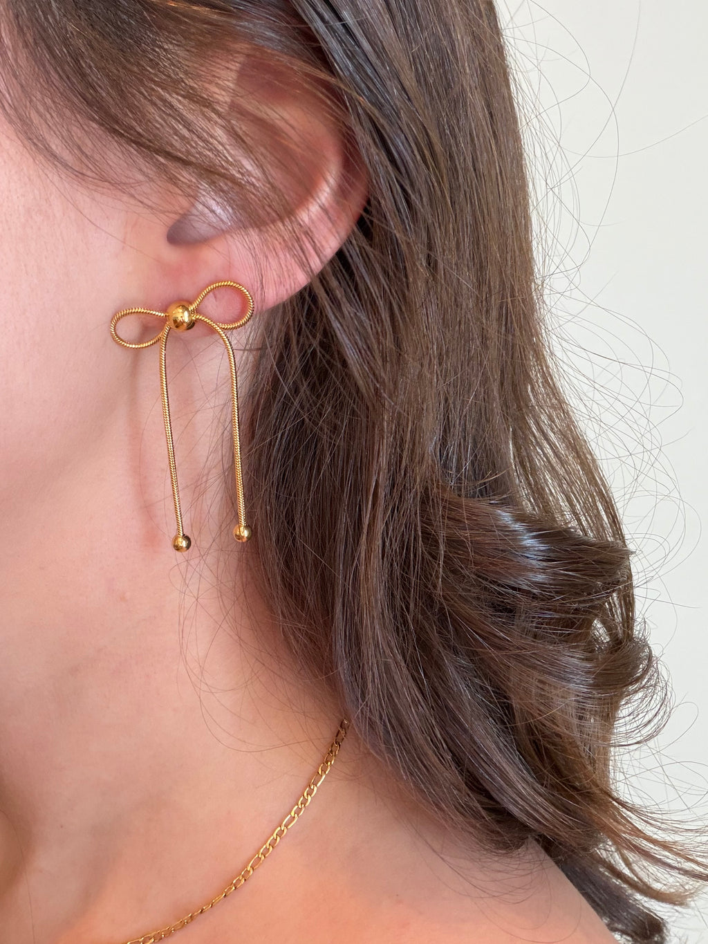 Bow Earring with Ball Details