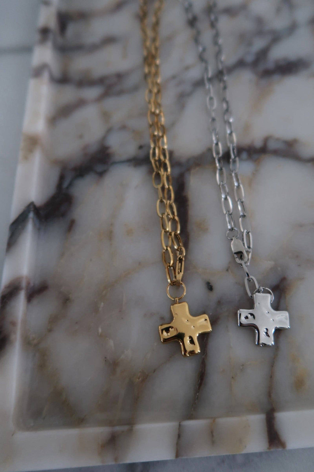 PAPERCLIP CROSS NECKLACE ￼